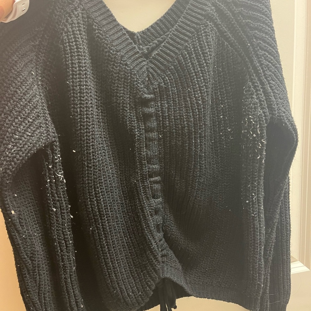 Women sweatshirt black with adjustable to become cropped